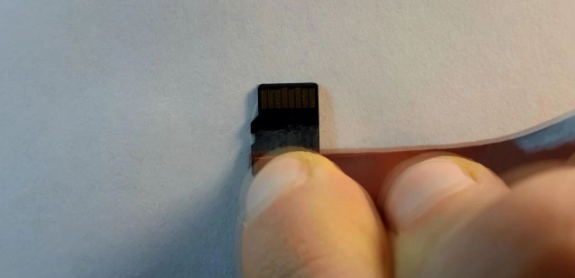 如何訪問NAND內(nèi)存芯片并從中讀取數(shù)據(jù) 如何訪問NAND內(nèi)存芯片并從中讀取數(shù)據(jù)